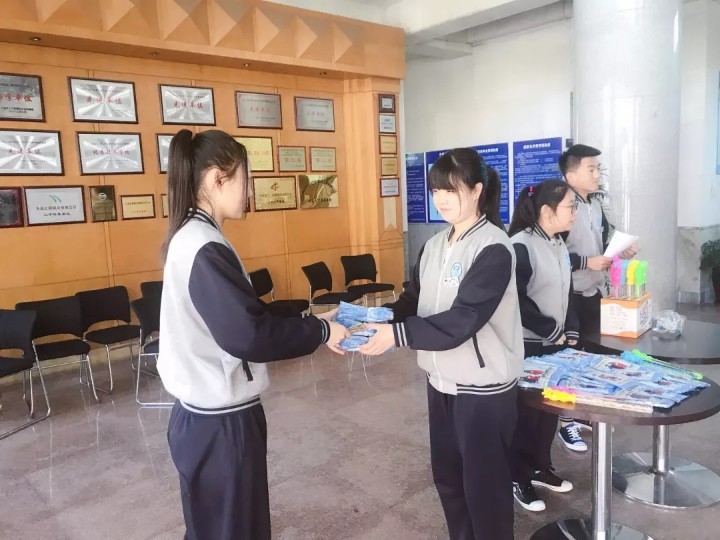 1562375297128940.jpg 5cd26d45be93a6.79064107.jpg